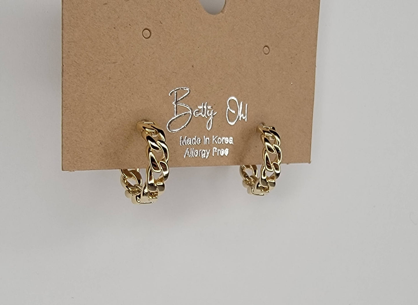 CHAIN HUGGIE HOOP