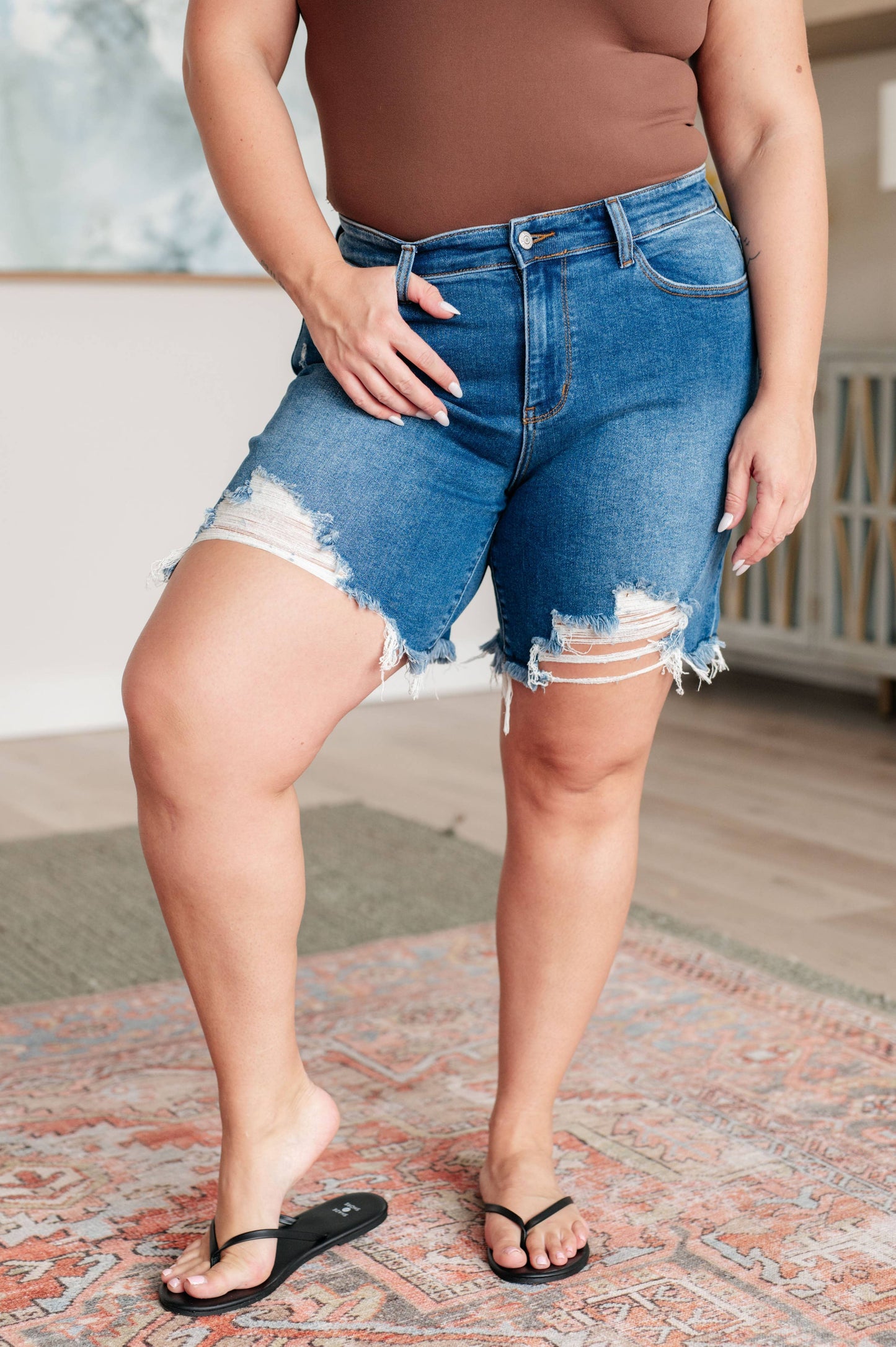 Judy Blue Mid Rise Shorts: XL