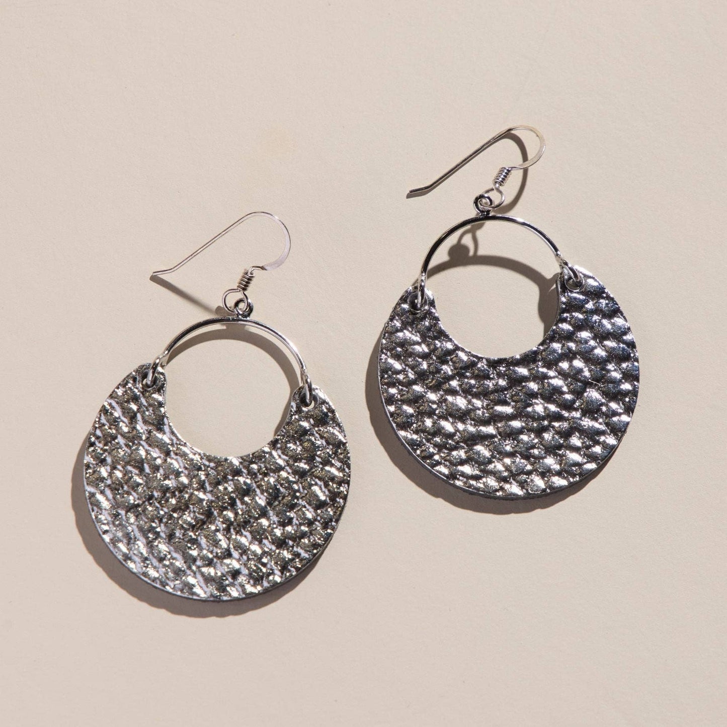 N&S Hammered Silver Ninas
