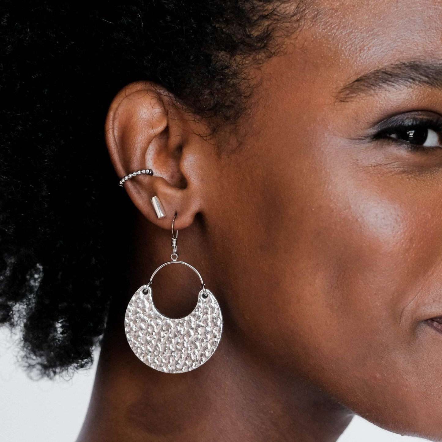 N&S Hammered Silver Ninas