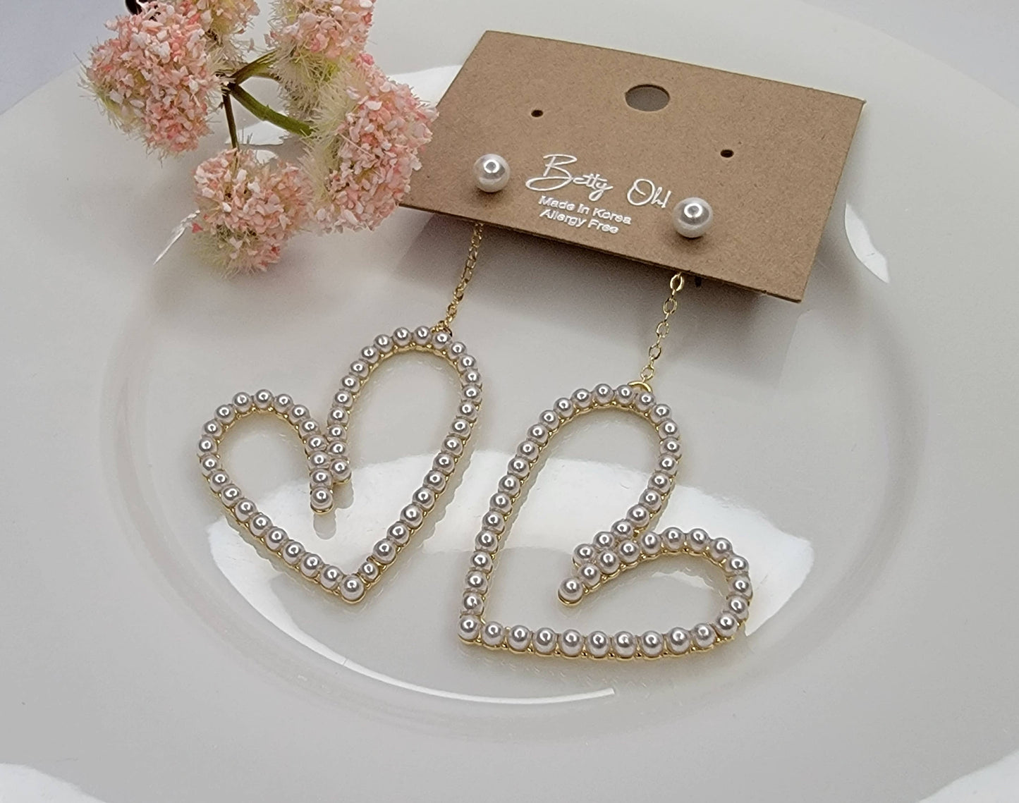 HEART  DANGLE EARRINGS