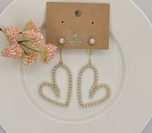 HEART  DANGLE EARRINGS