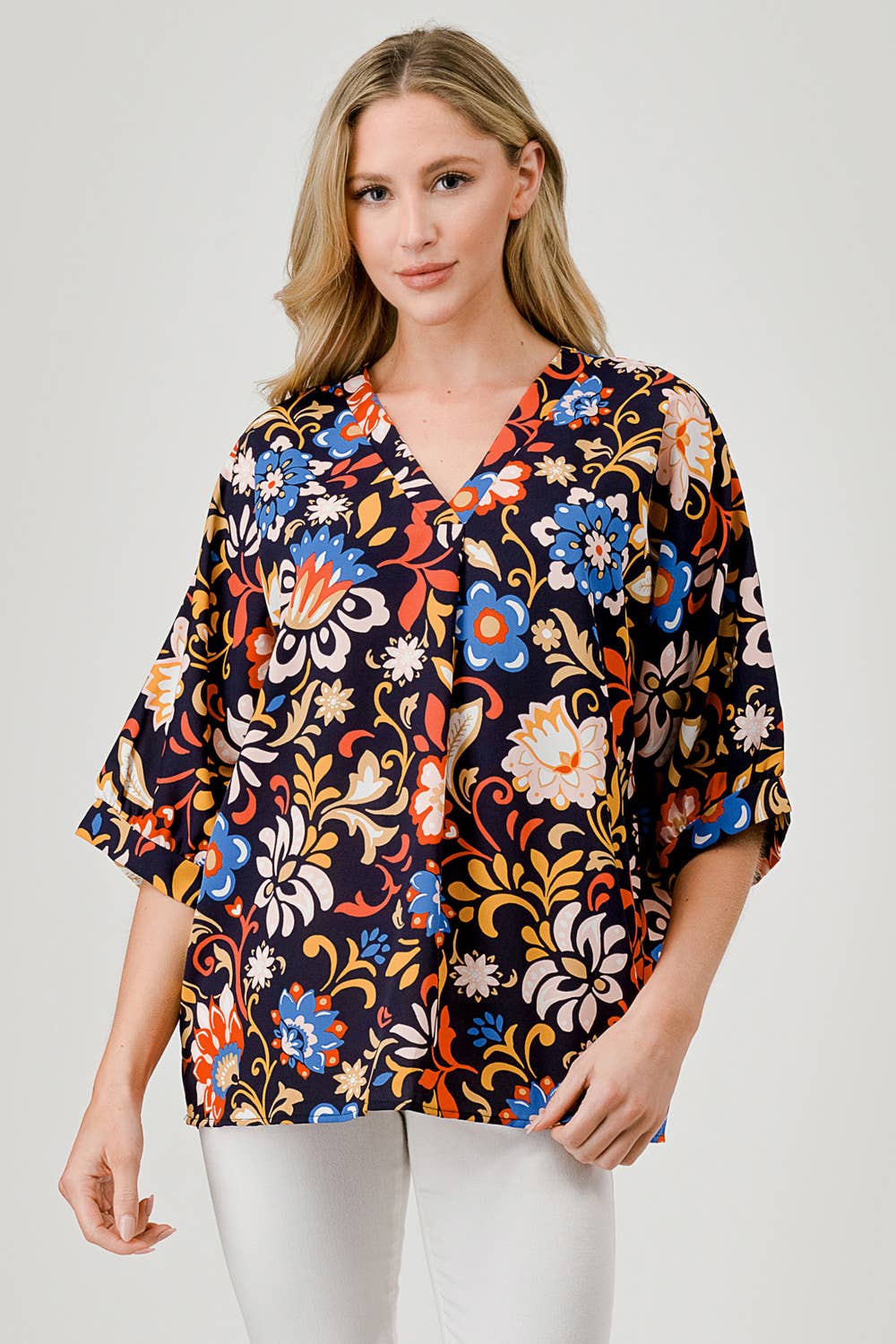 PLUS SIZE- Short 3/4 Sleeve Floral Print V-Neck Top