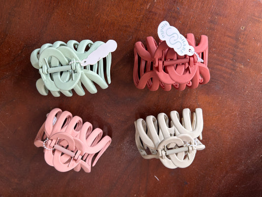 Bear Claw Hair Clip