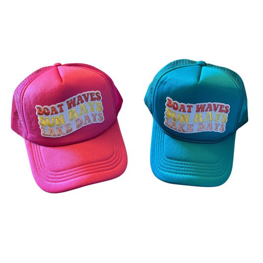 BOAT WAVES Trucker Hat
