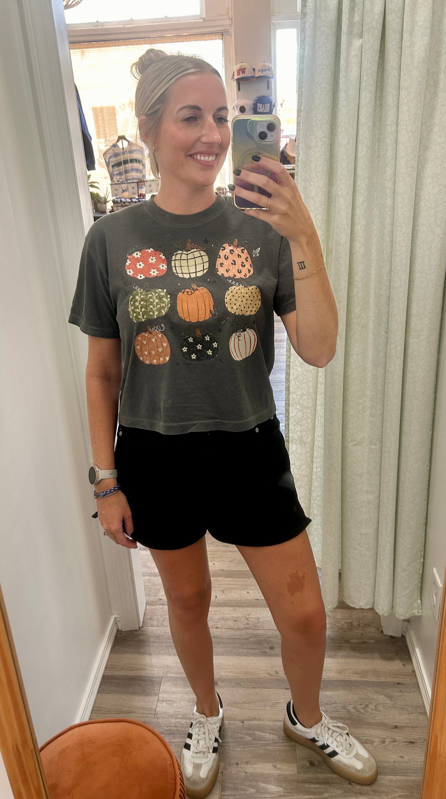 Cropped Pumpkin Tee