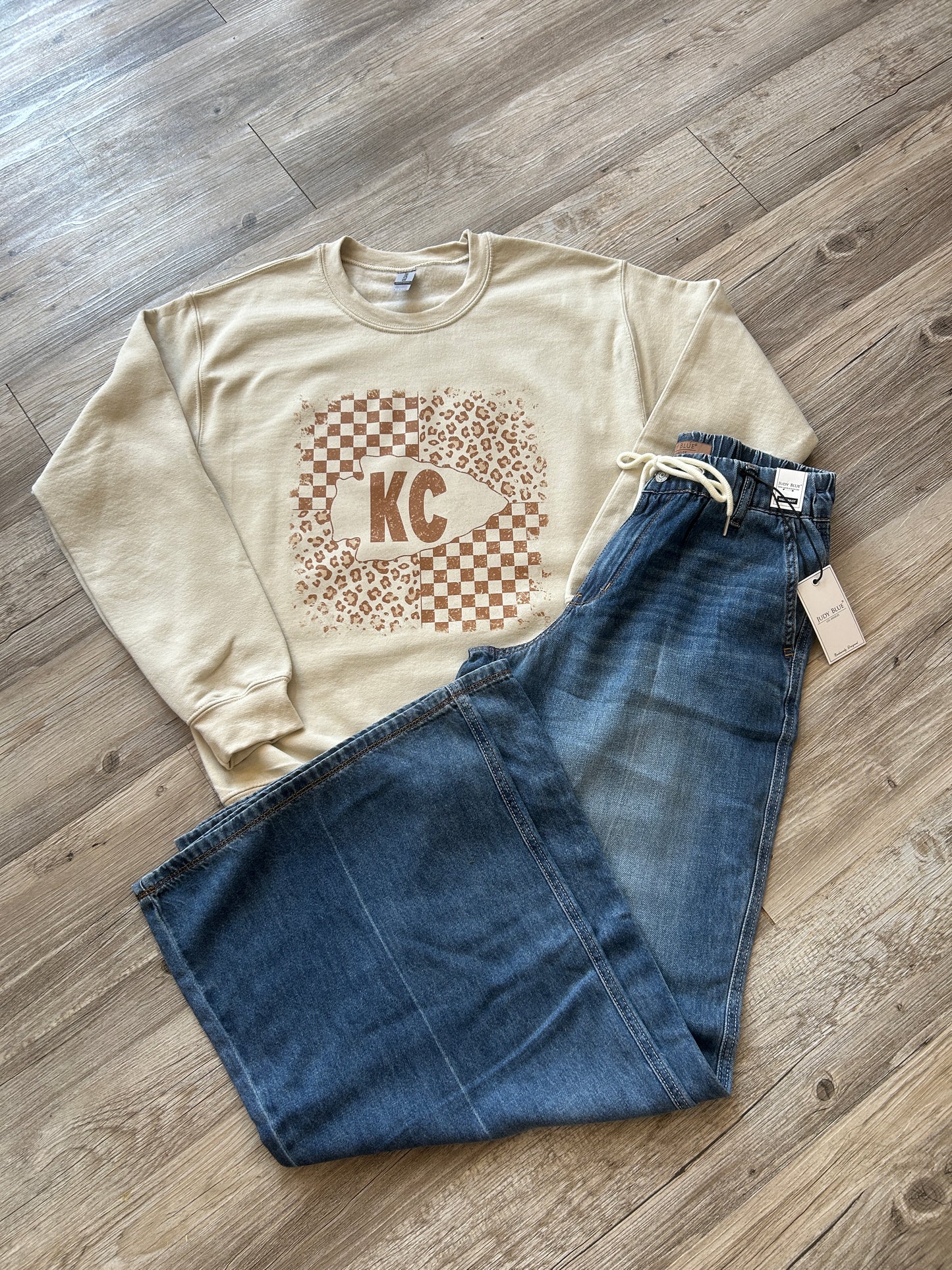 Cream KC Sweatshirt